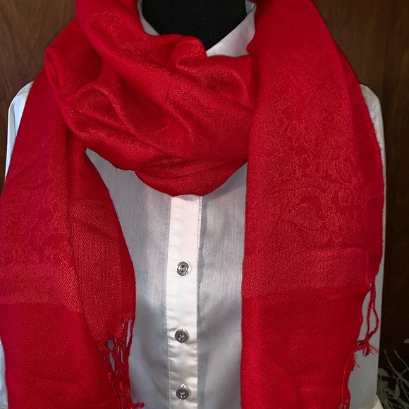 Scarf - Picture 2 of 4